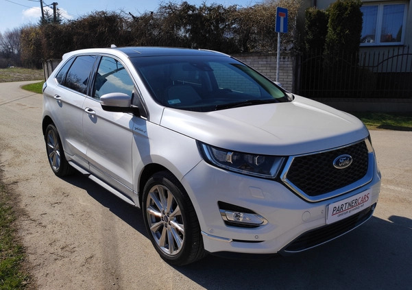 Ford EDGE cena 132000 przebieg: 69000, rok produkcji 2018 z Gdańsk małe 254